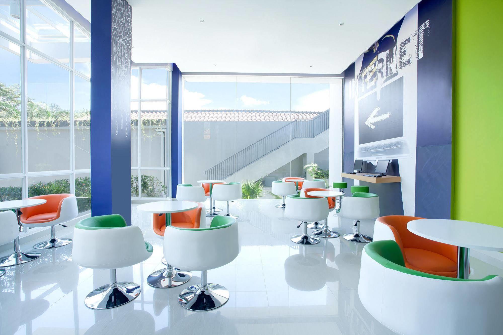 Ibis Budget Semarang Tendean Luaran gambar
