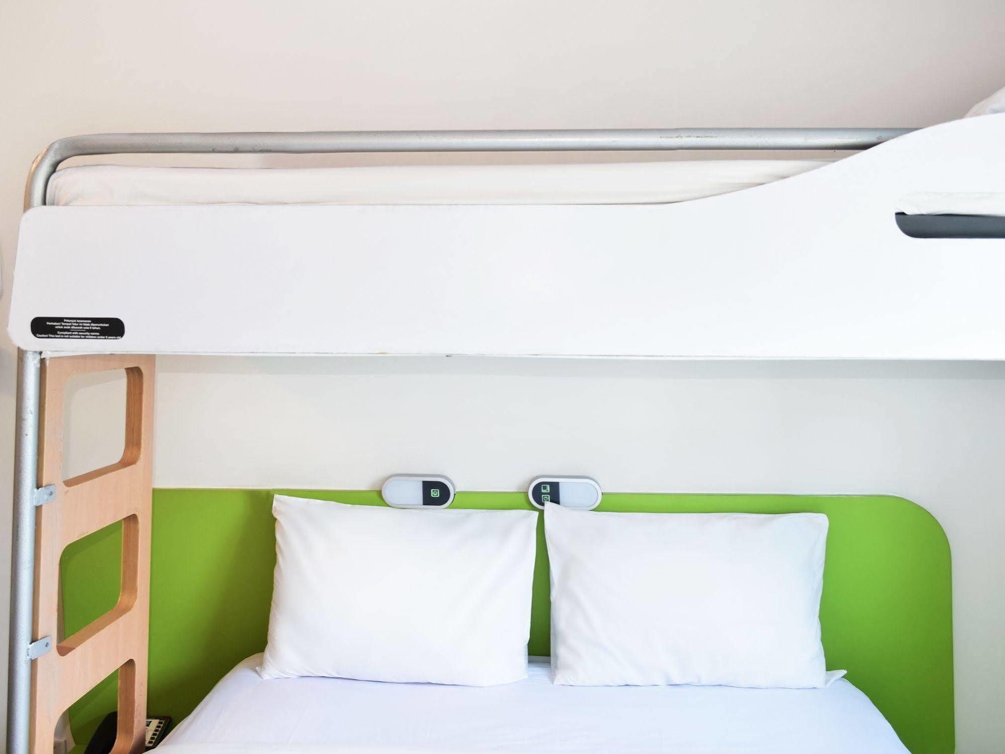 Ibis Budget Semarang Tendean Luaran gambar