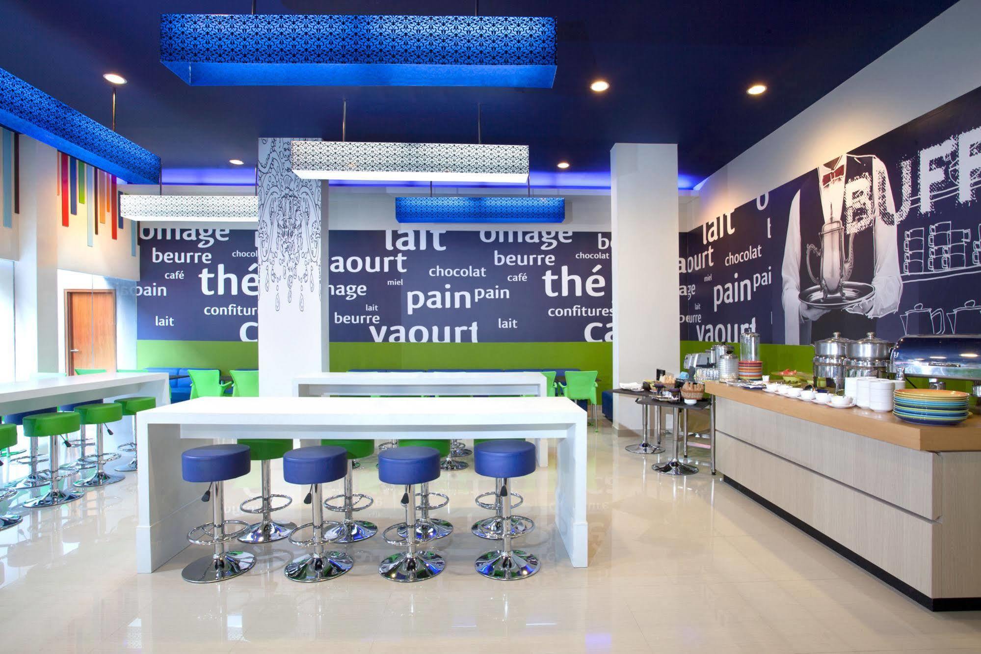 Ibis Budget Semarang Tendean Luaran gambar